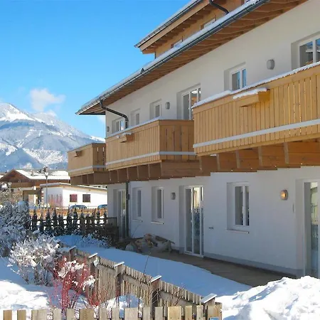 Riccardo By Alpen Apartment *