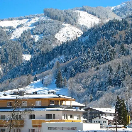 Riccardo - By Alpen Kaprun